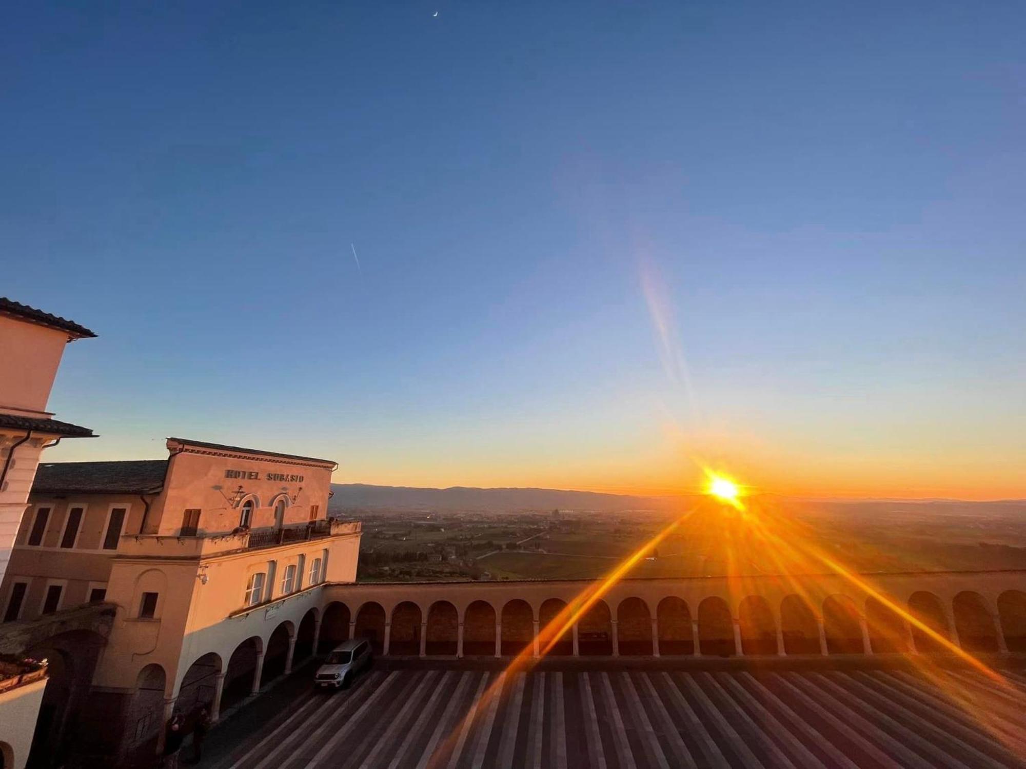 B&B La Terrazza Del Subasio アッシジ エクステリア 写真